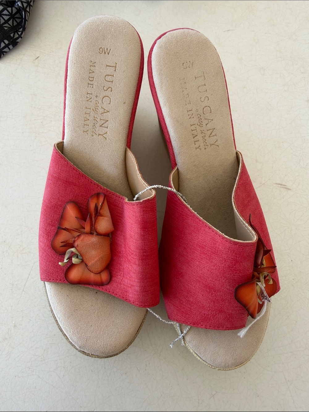 Tuscany Made In Italy Red Floral Slip-On Wedge Mules